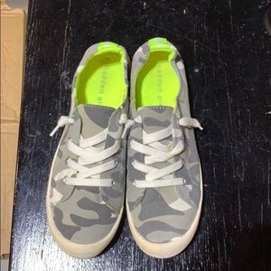 Madden girl camo shoes